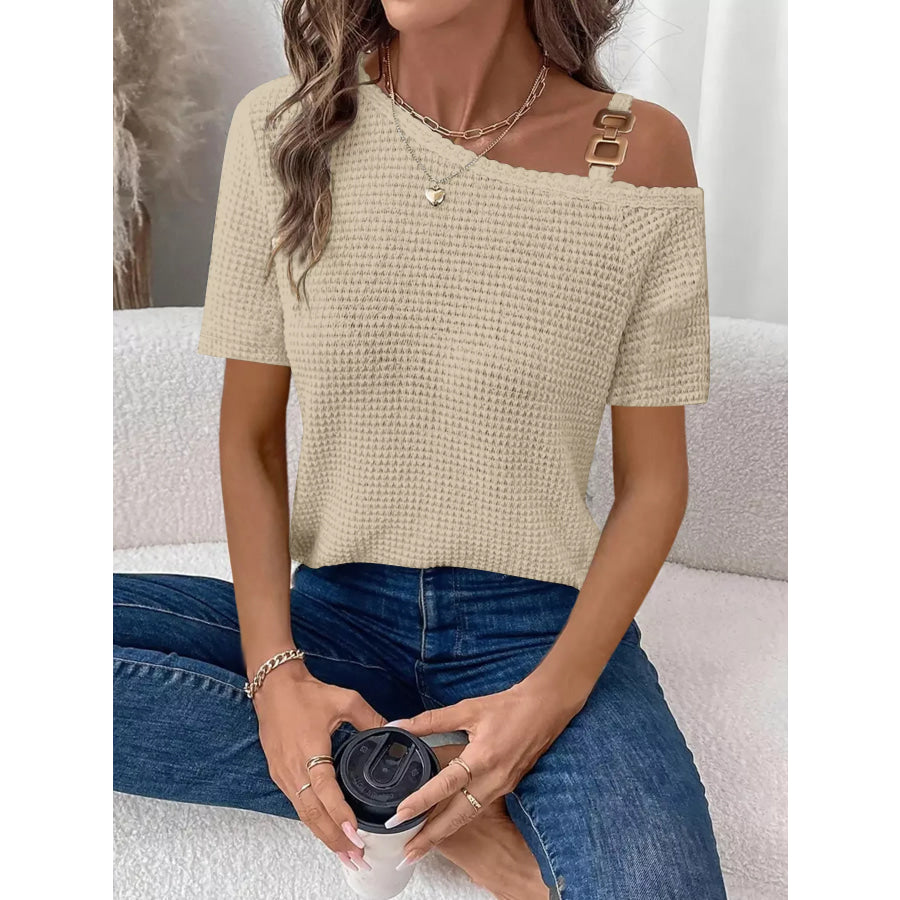 One-Shoulder Chain Detail Waffle Knit T-Shirt Apparel and Accessories