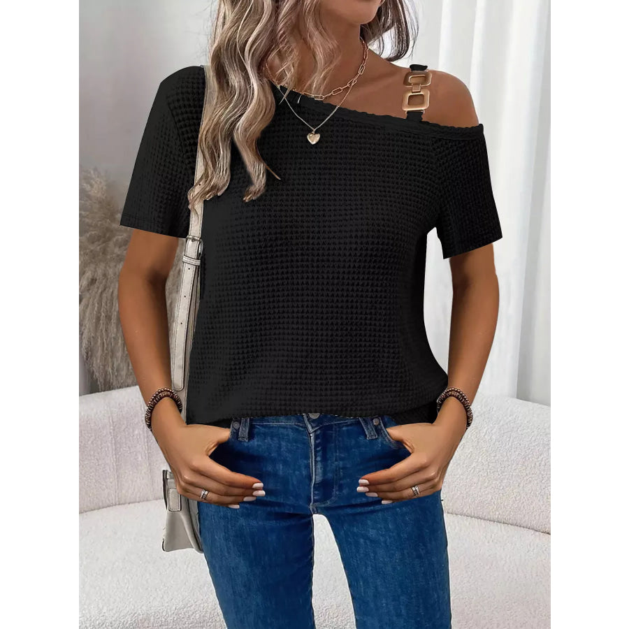 One-Shoulder Chain Detail Waffle Knit T-Shirt Apparel and Accessories