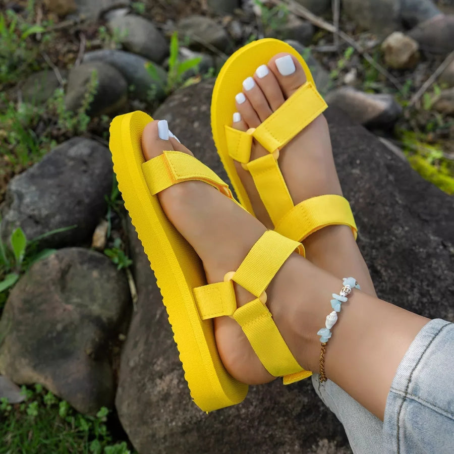 Open Toe Flats Sandals Apparel and Accessories