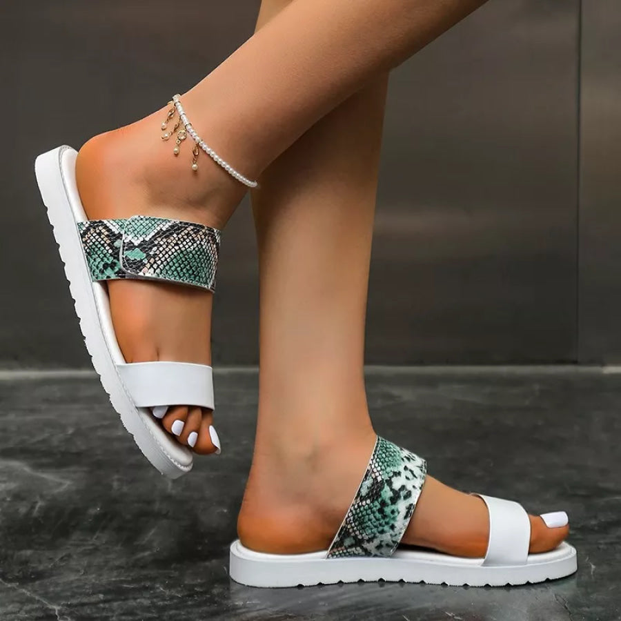 Open Toe Flats Sandals Apparel and Accessories