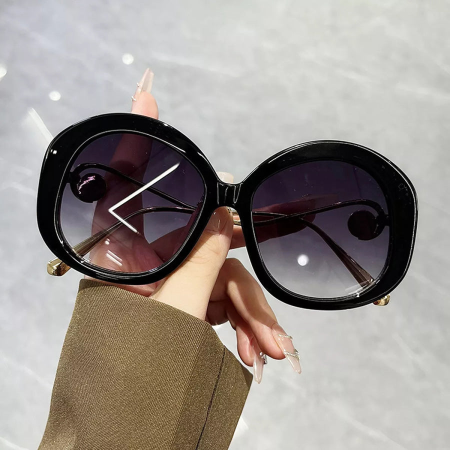 Oversized Round Frame Sunglasses Black / One Size Apparel and Accessories