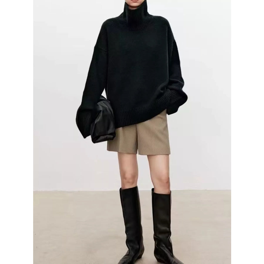 Oversized Turtleneck Wool Sweater Black / S Apparel and Accessories