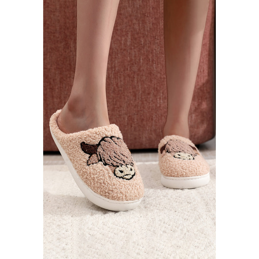 Parchment Cartoon Animal Plush Slippers Parchment / 37 Shoes & Bags/Slippers