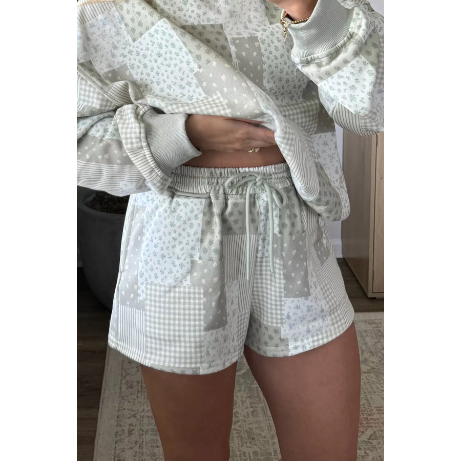 Patchwork Floral Print Drop Shoulder Baggy Pullover Drawstring Shorts Set Apparel and Accessories