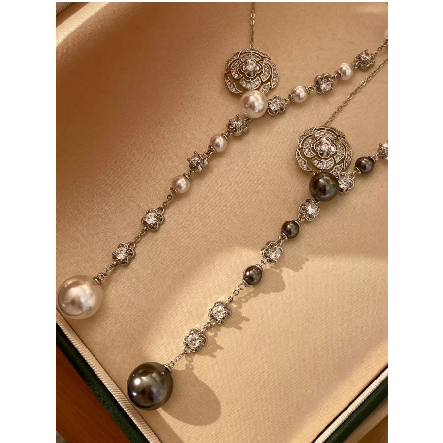 Pearl Flower Y-Necklace Apparel and Accessories