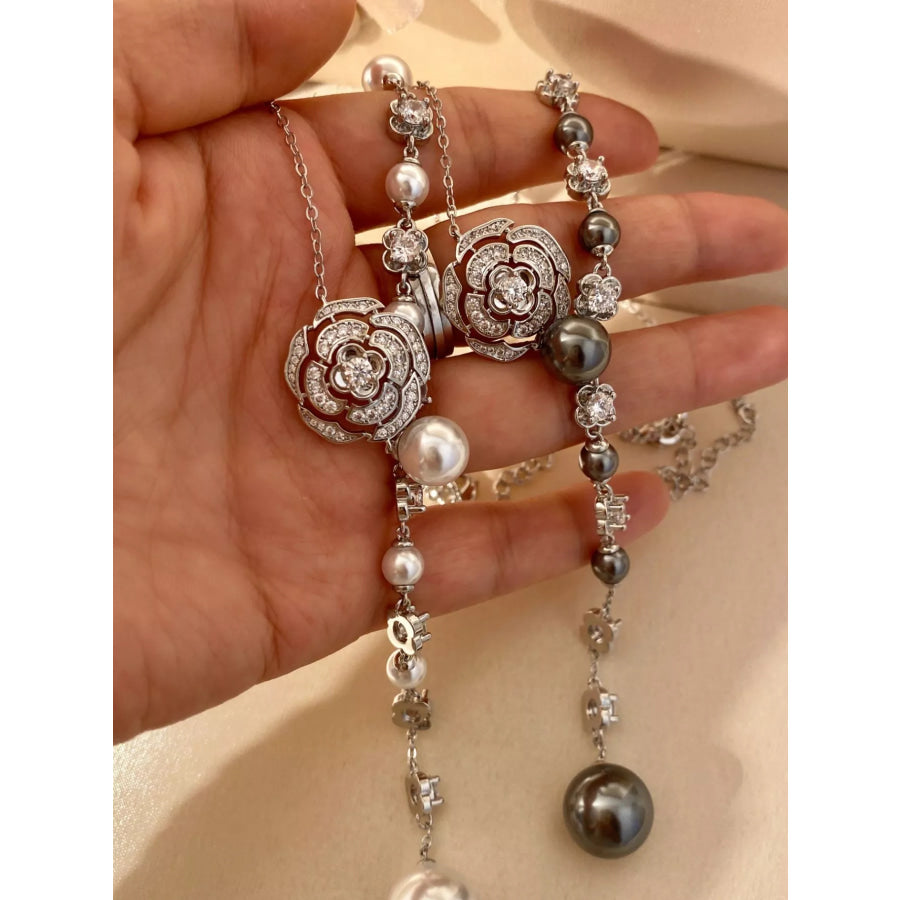 Pearl Flower Y-Necklace Apparel and Accessories
