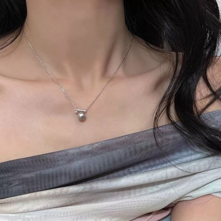 Pearl Pendant Necklace Light Gray / One Size Apparel and Accessories