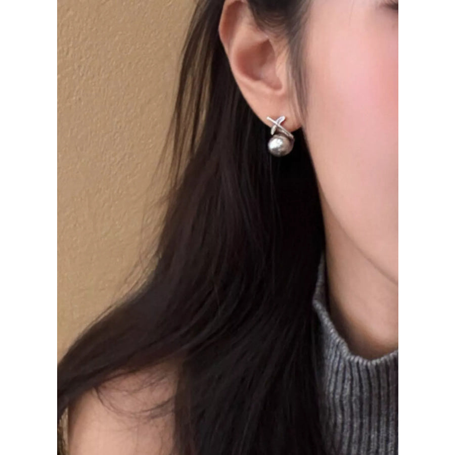 Pearl Stud Earrings Silver / One Size Apparel and Accessories
