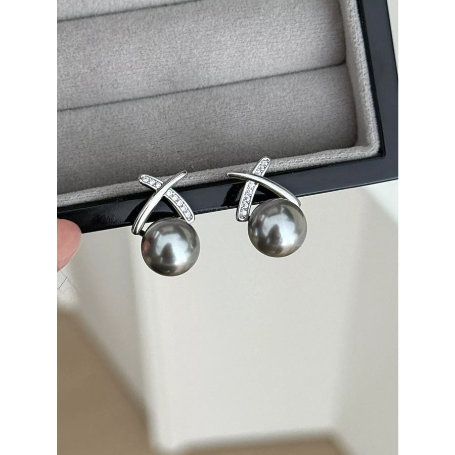 Pearl Stud Earrings Silver / One Size Apparel and Accessories