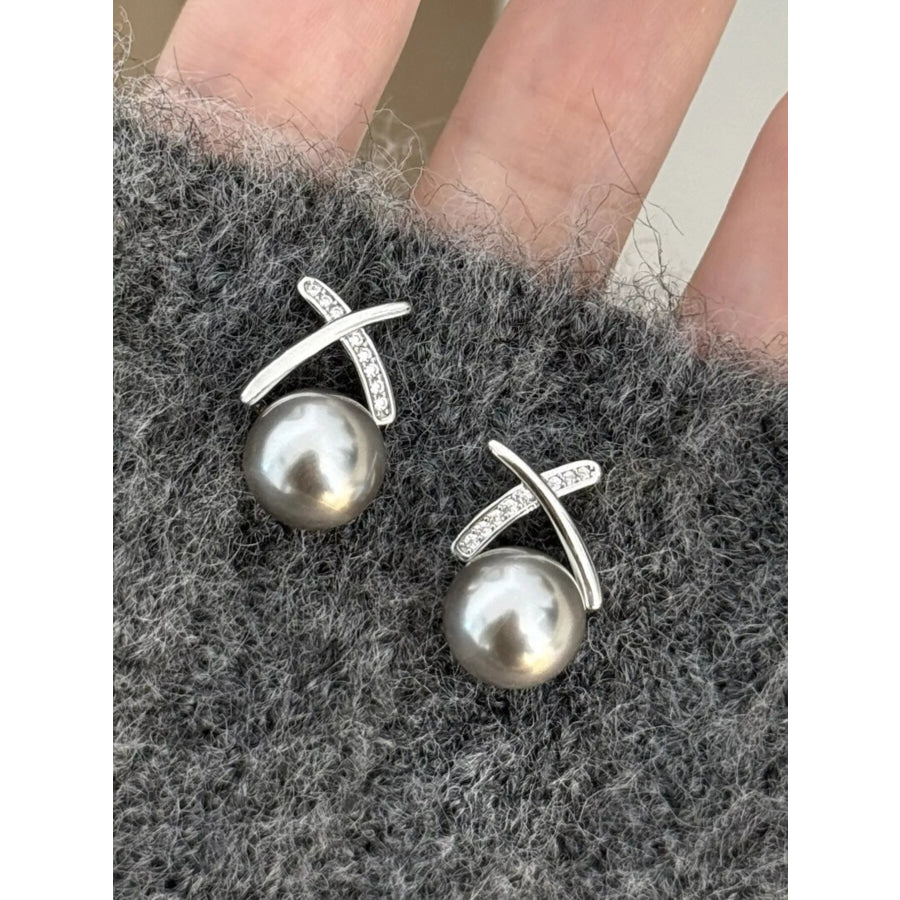 Pearl Stud Earrings Silver / One Size Apparel and Accessories