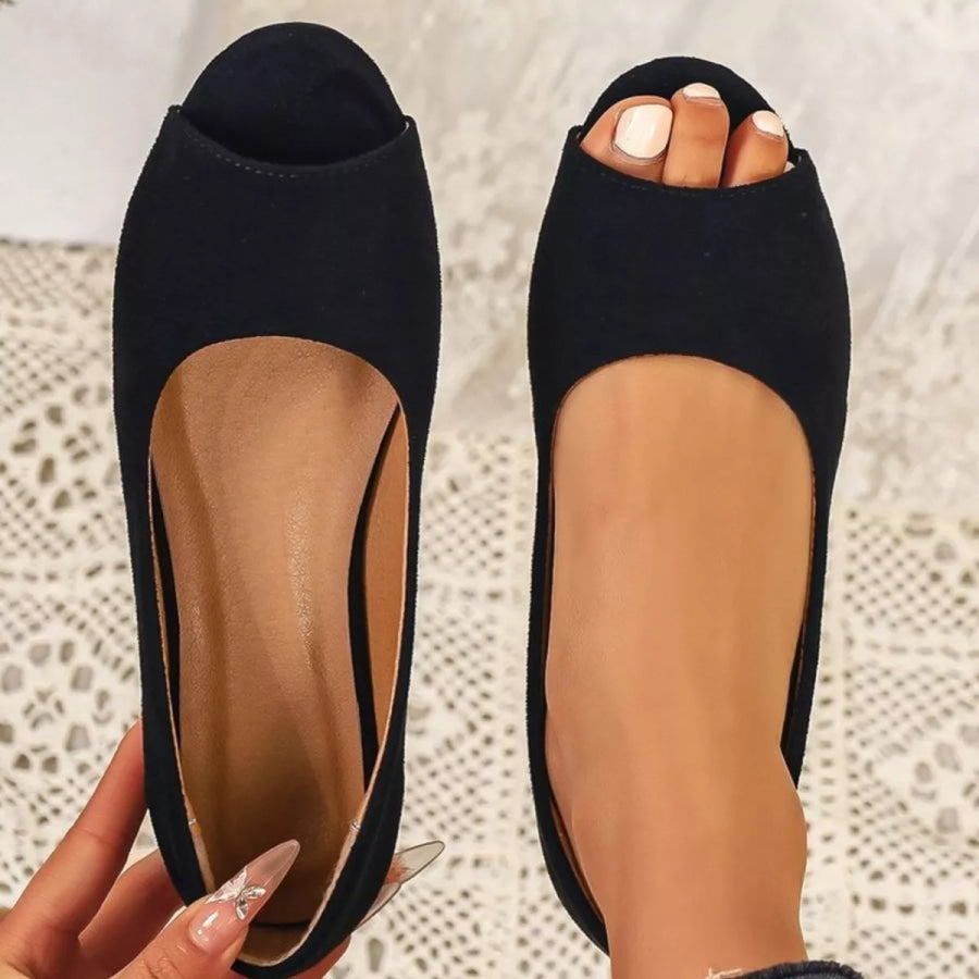 Peep Toe Flats Sandals Apparel and Accessories