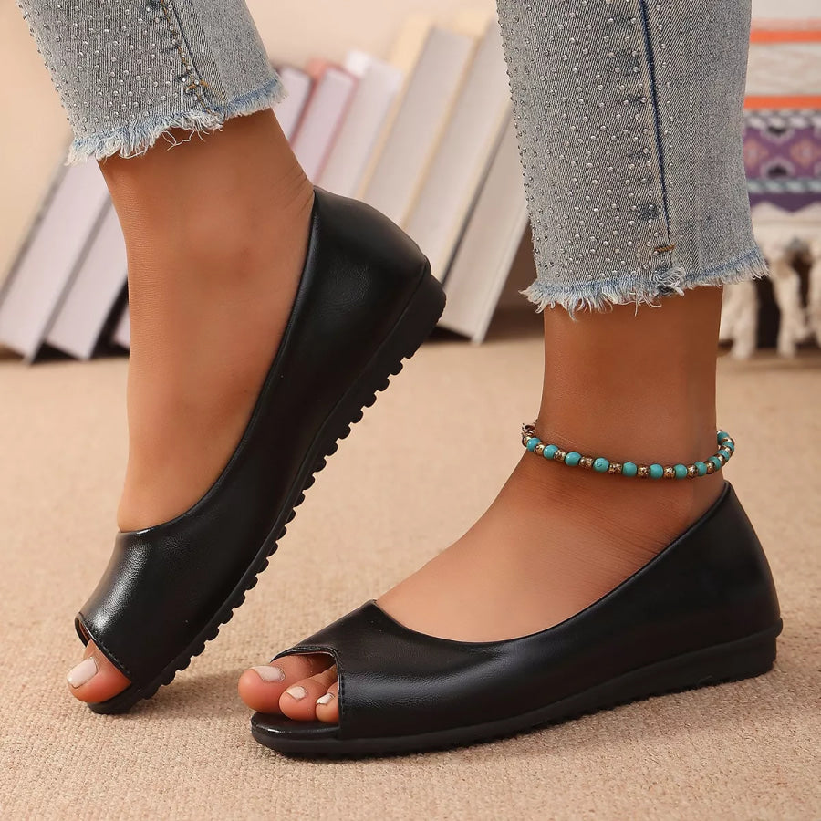 Peep Toe Flats Sandals Black / 35 Apparel and Accessories