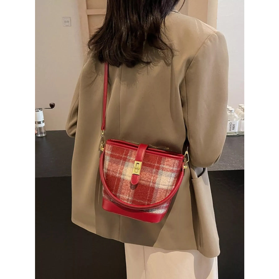 06cea3e1ee054f29b602cfdfe758e85e-Max-Origin