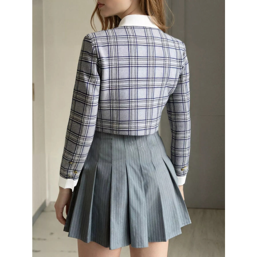 Plaid Cropped Outerwear with Contrast Collar and Gold Buttons Apparel Accessories