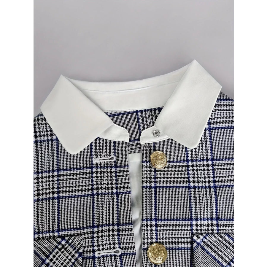 Plaid Cropped Outerwear with Contrast Collar and Gold Buttons Apparel Accessories