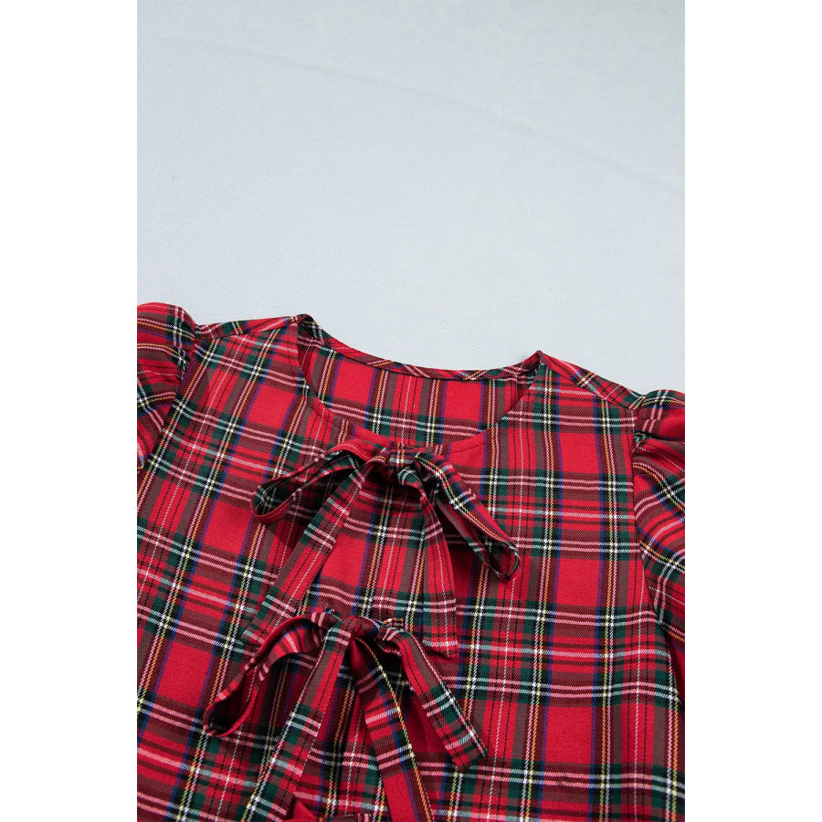 Plaid Knot Neck Short Sleeve Mini Shift Dress Apparel and Accessories