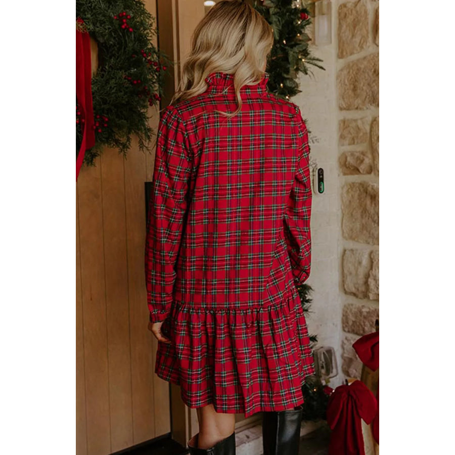 Plaid Long Sleeve Mini Shift Silhouette Decoration Dress Apparel and Accessories