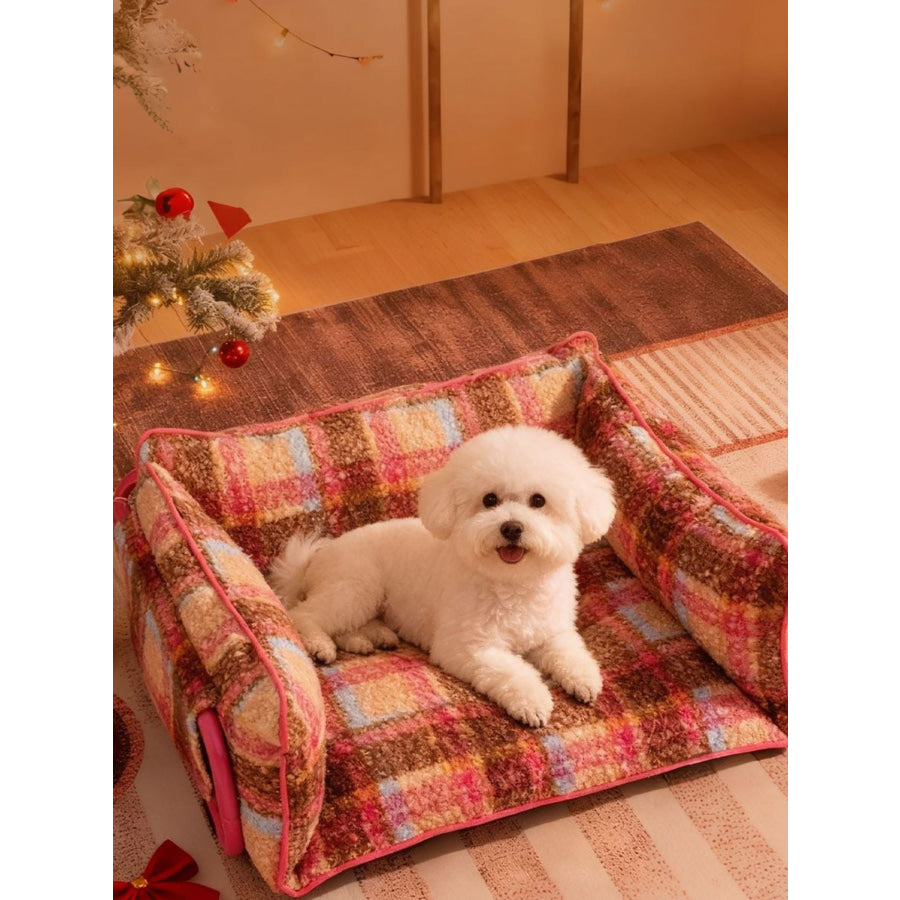 Plaid Pattern Plush Sofa Pet Bed Apparel and Accessories