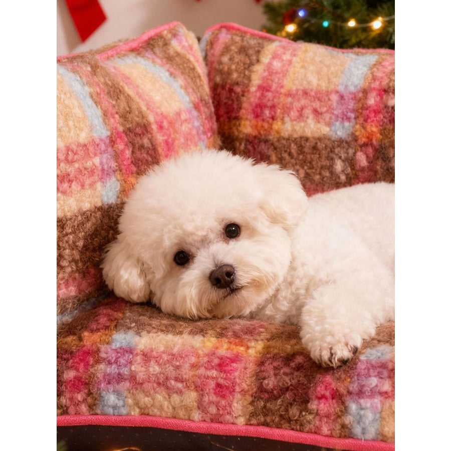 Plaid Pattern Plush Sofa Pet Bed Apparel and Accessories