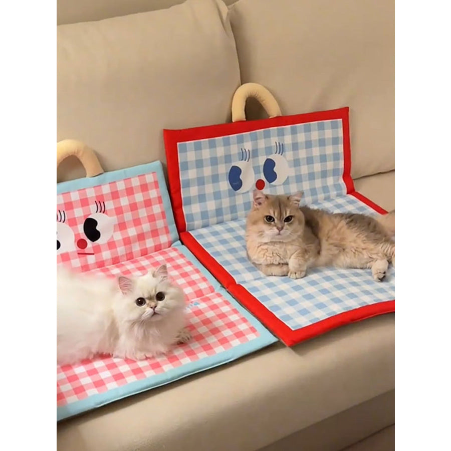 Plaid Pet Mat with Handle Apparel and Accessories