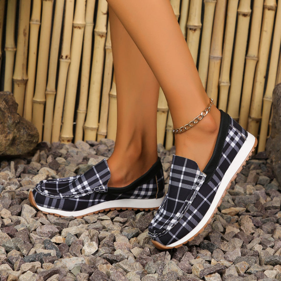 Plaid Round Toe Slip-Ons Black / 35(US4) Apparel and Accessories