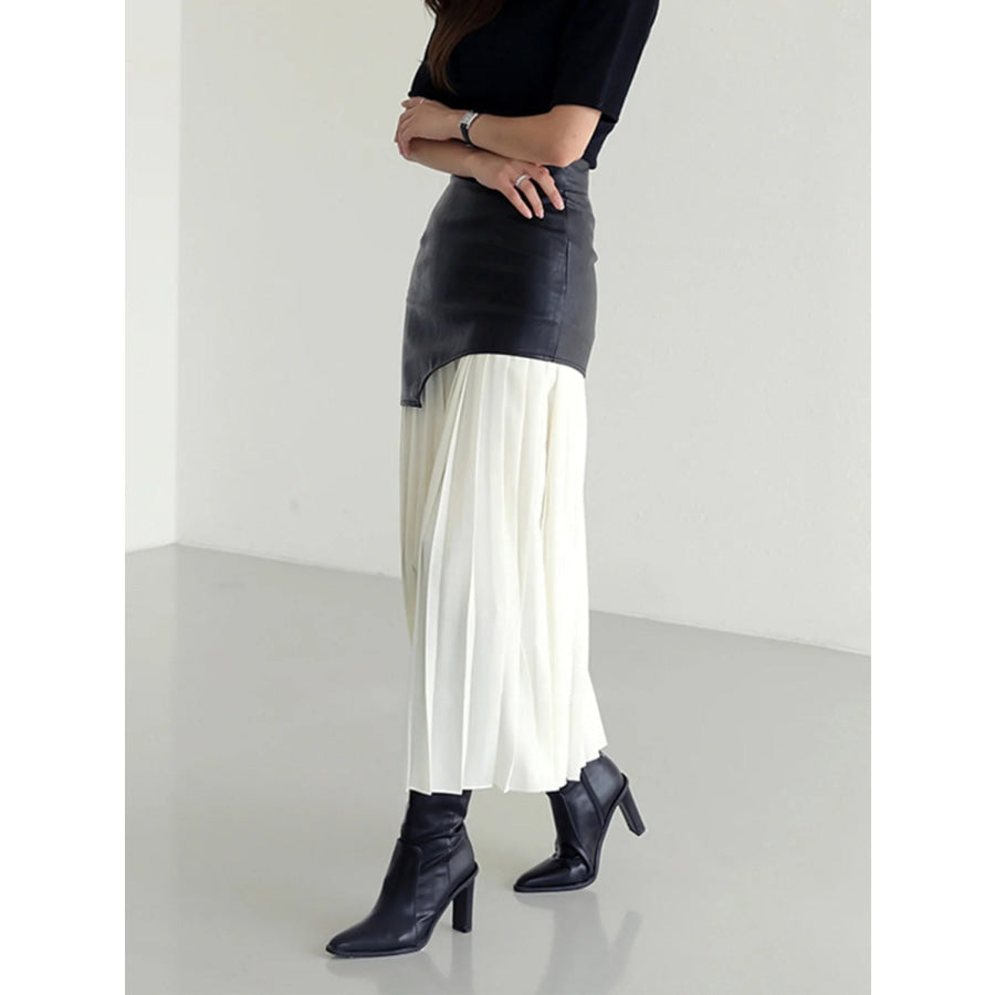 Pleated Contrast High Rise Skirt Apparel and Accessories