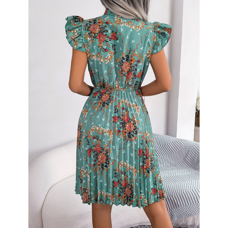 Pleated Floral Printed Tie Neck Knee Length Dress