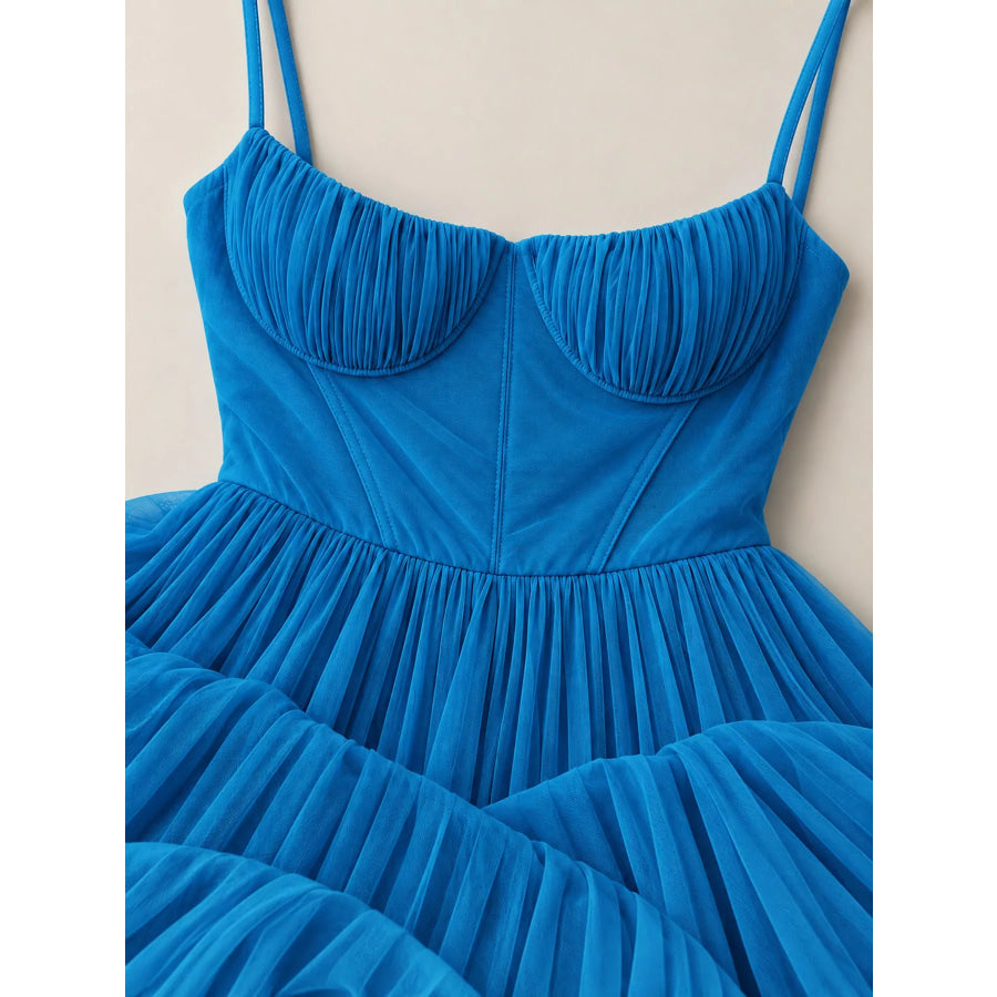 Pleated Sweetheart Neck Midi Dress Apparel and Accessories