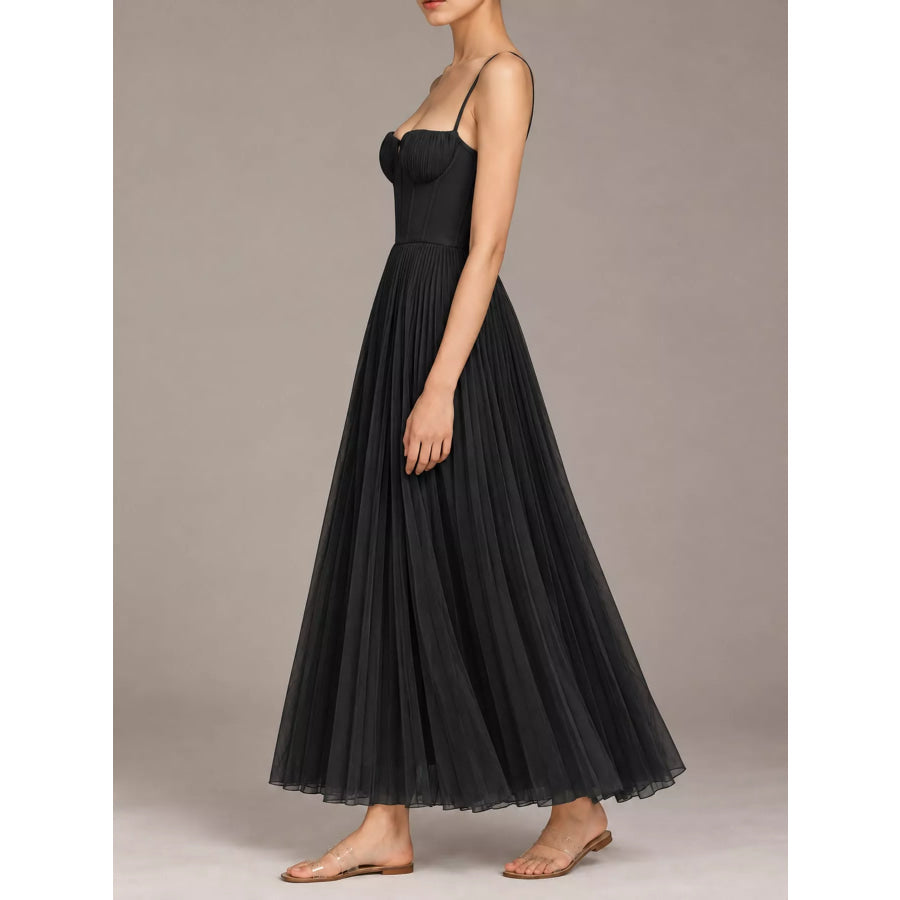 Pleated Sweetheart Neck Midi Dress Apparel and Accessories