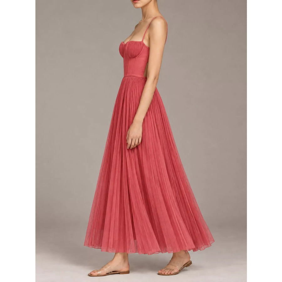 Pleated Sweetheart Neck Midi Dress Apparel and Accessories