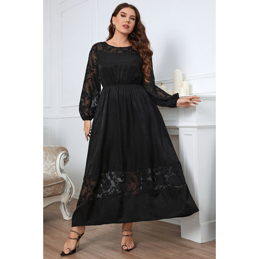 Plus Size Embroidery Round Neck Long Sleeve Maxi Dress