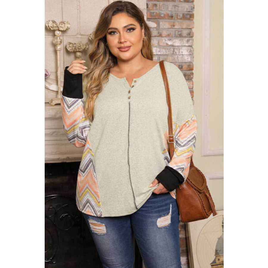 Plus Size Exposed Seam Print Long Sleeve T-Shirt Light Gray / 1XL Clothing