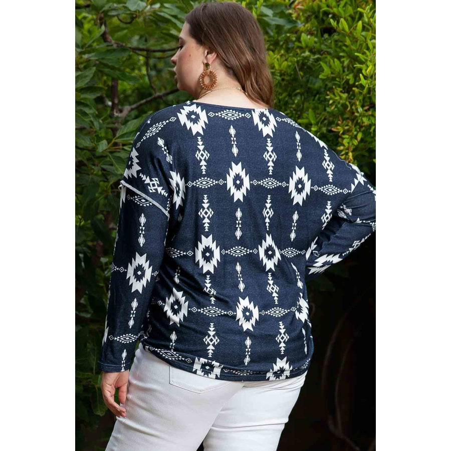 Plus Size Exposed Seams Round Neck Long Sleeve T-Shirt Navy / 1XL