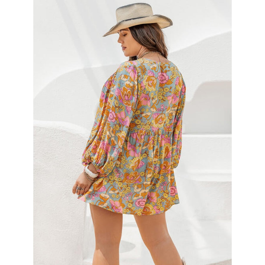 Plus Size Floral Tie Neck Balloon Sleeve Romper