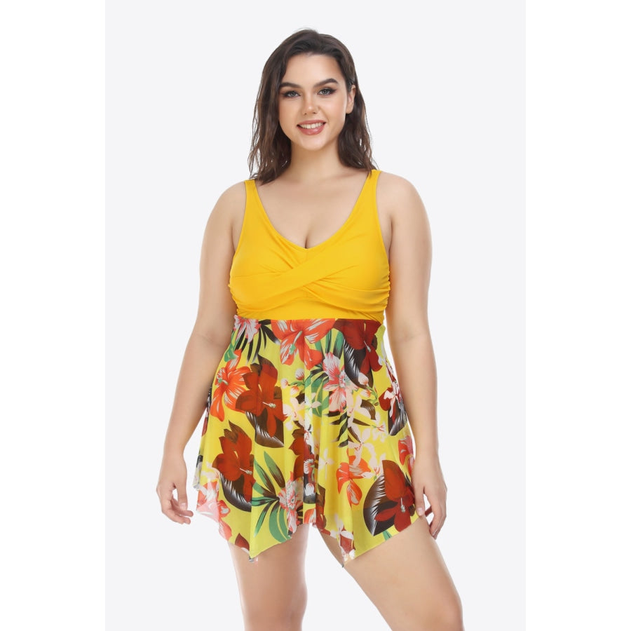 Plus Size Floral Two-Tone Asymmetrical Hem Two-Piece Swimsuit Mustard / 2XL