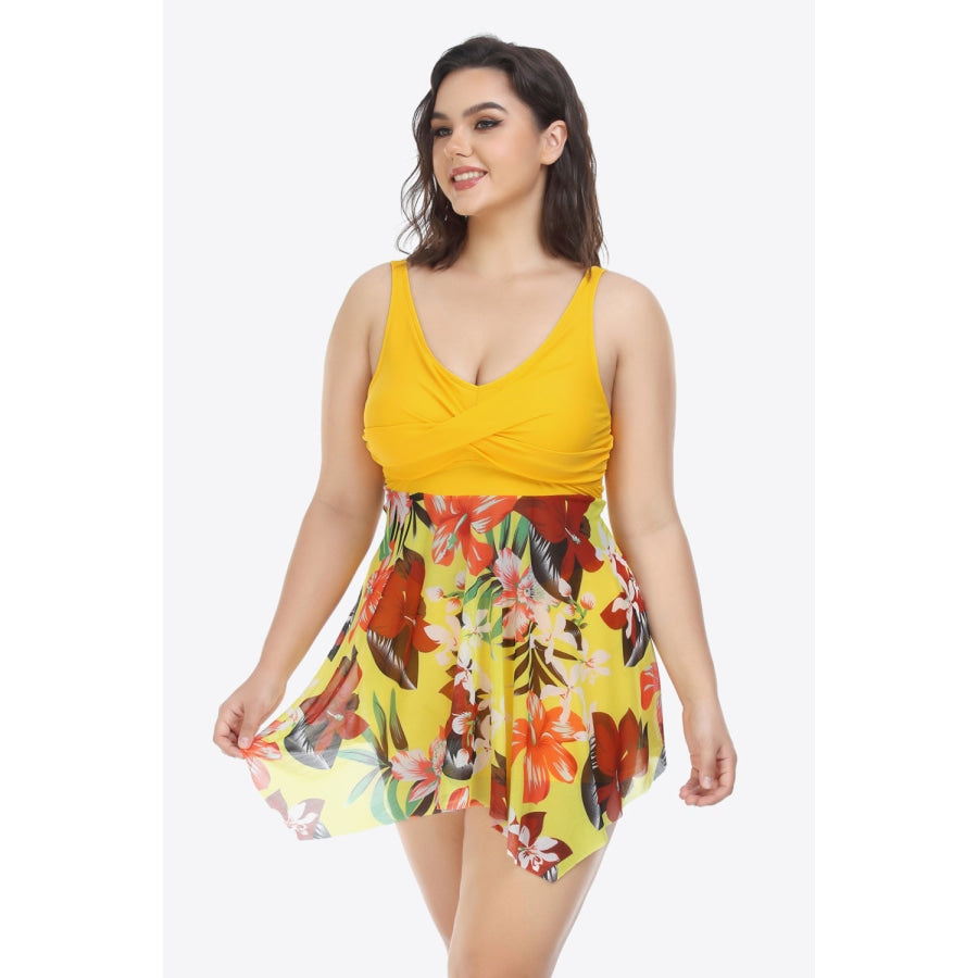 Plus Size Floral Two-Tone Asymmetrical Hem Two-Piece Swimsuit