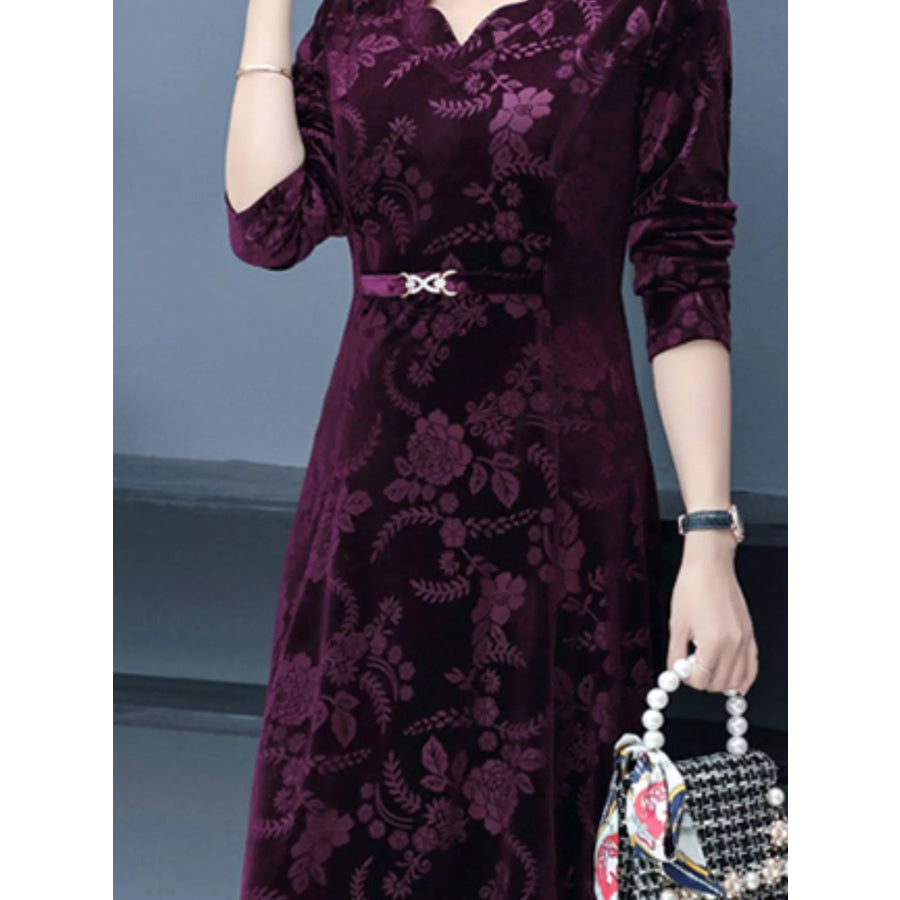 Plus Size Floral Velvet Scalloped V-Neck Midi Dress Apparel and Accessories