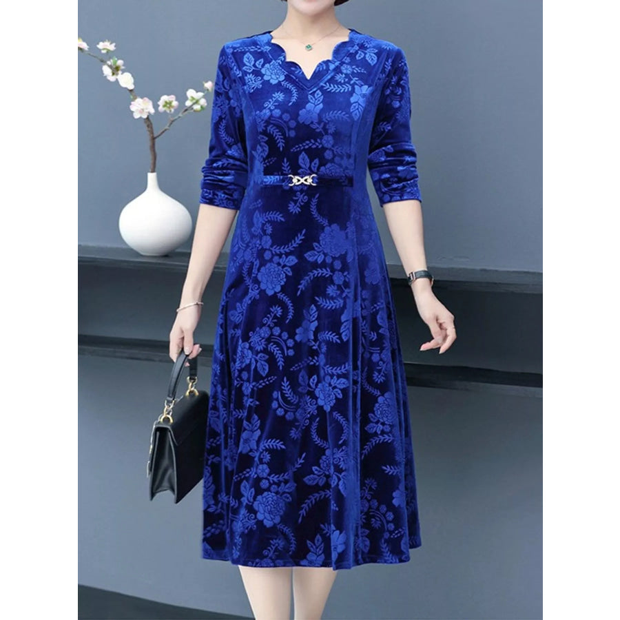 Plus Size Floral Velvet Scalloped V-Neck Midi Dress Apparel and Accessories