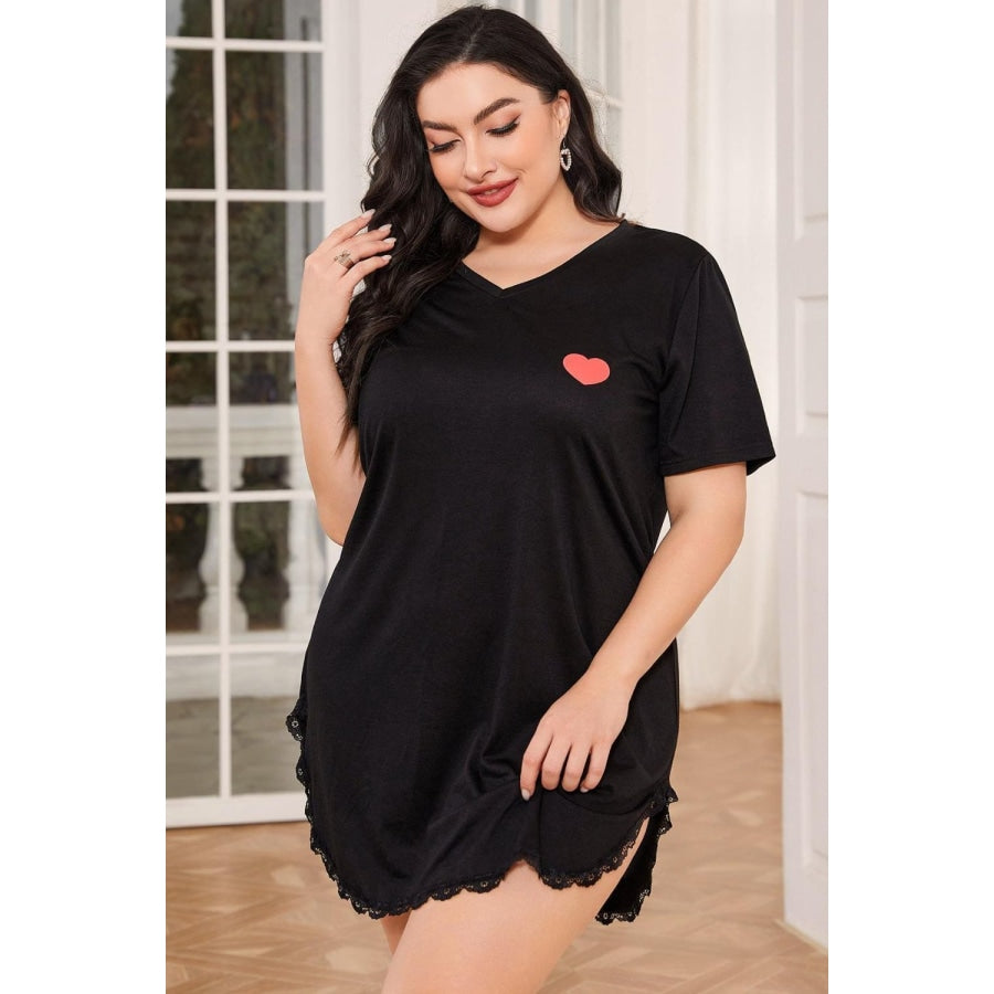 Plus Size Lace Trim V-Neck Short Sleeve Night Dress