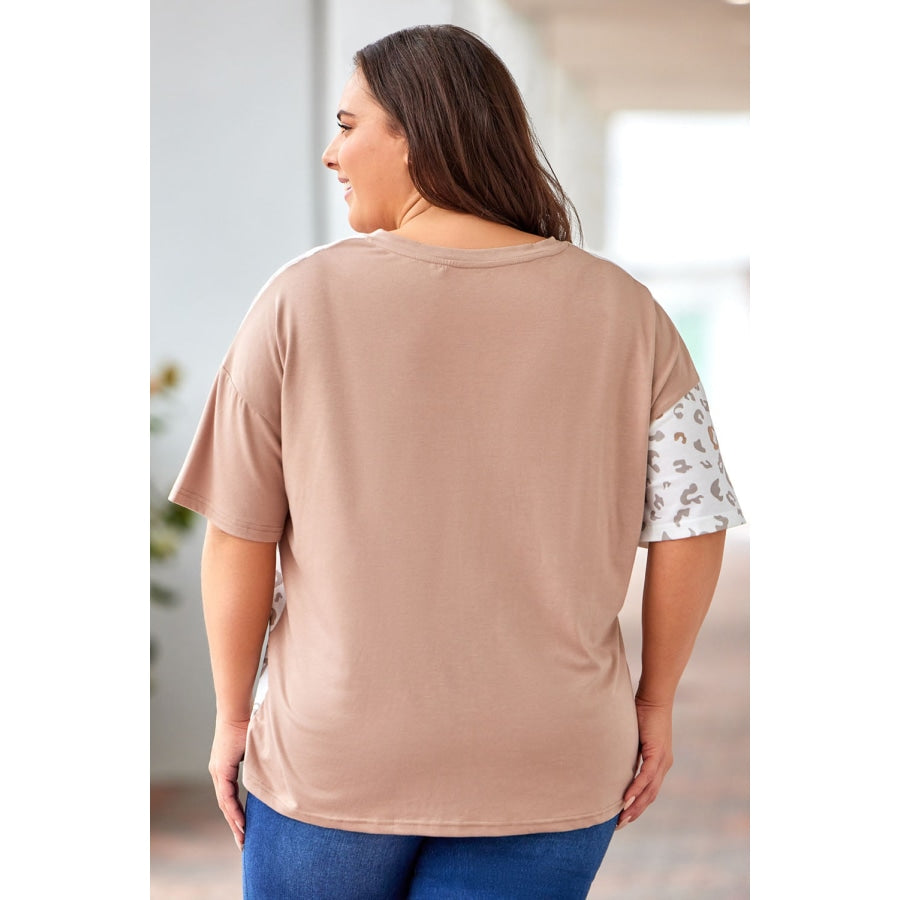 Plus Size Leopard V-Neck T-Shirt