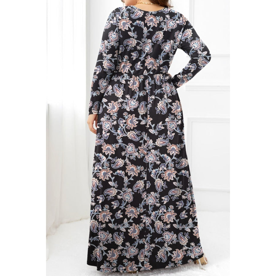 Plus Size Round Neck Long Sleeve Maxi Dress with Pockets