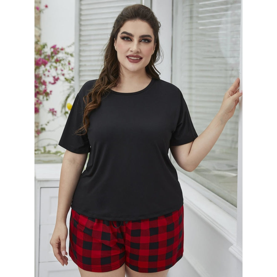 Plus Size Round Neck Tee Shirt and Plaid Shorts Lounge Set Black/Red / 1XL