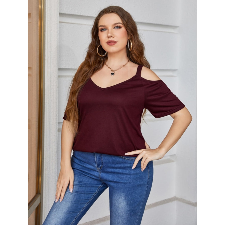 Plus Size V-Neck Cold-Shoulder Blouse Wine / 1XL