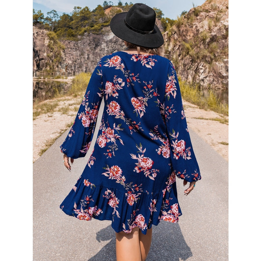 Plus Size V-Neck Long Sleeve Dress