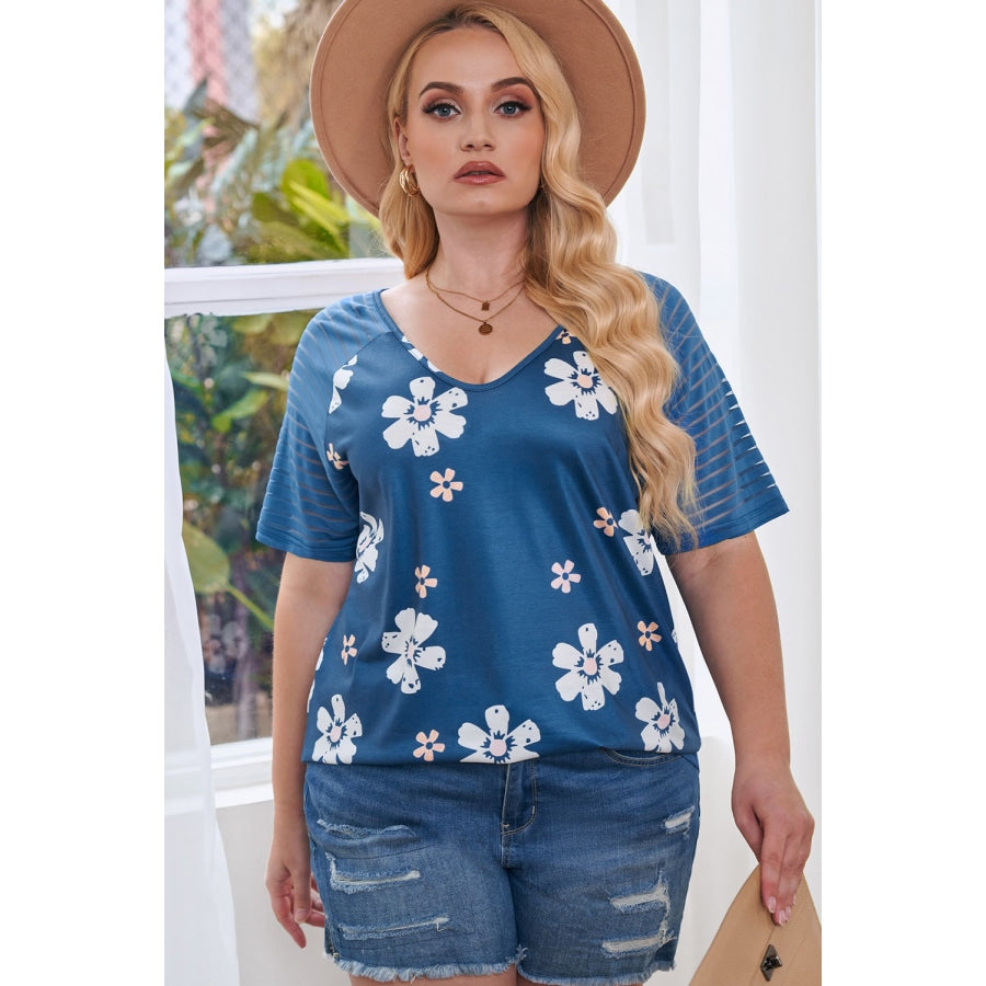 Plus Size V-Neck Raglan Sleeve Tee