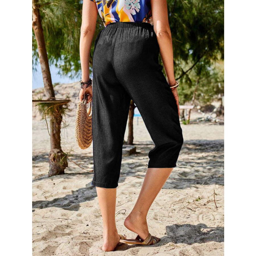 Pocketed Elastic Waist Capris Apparel and Accessories