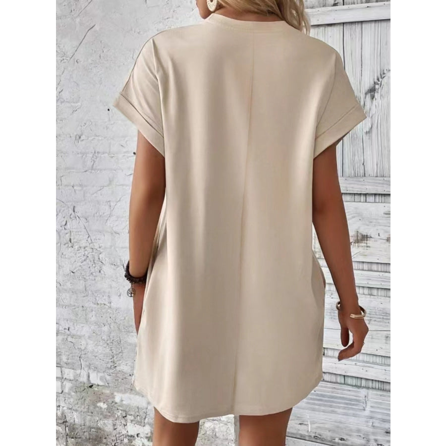 Pocketed Round Neck Short Sleeve Dress Apparel and Accessories