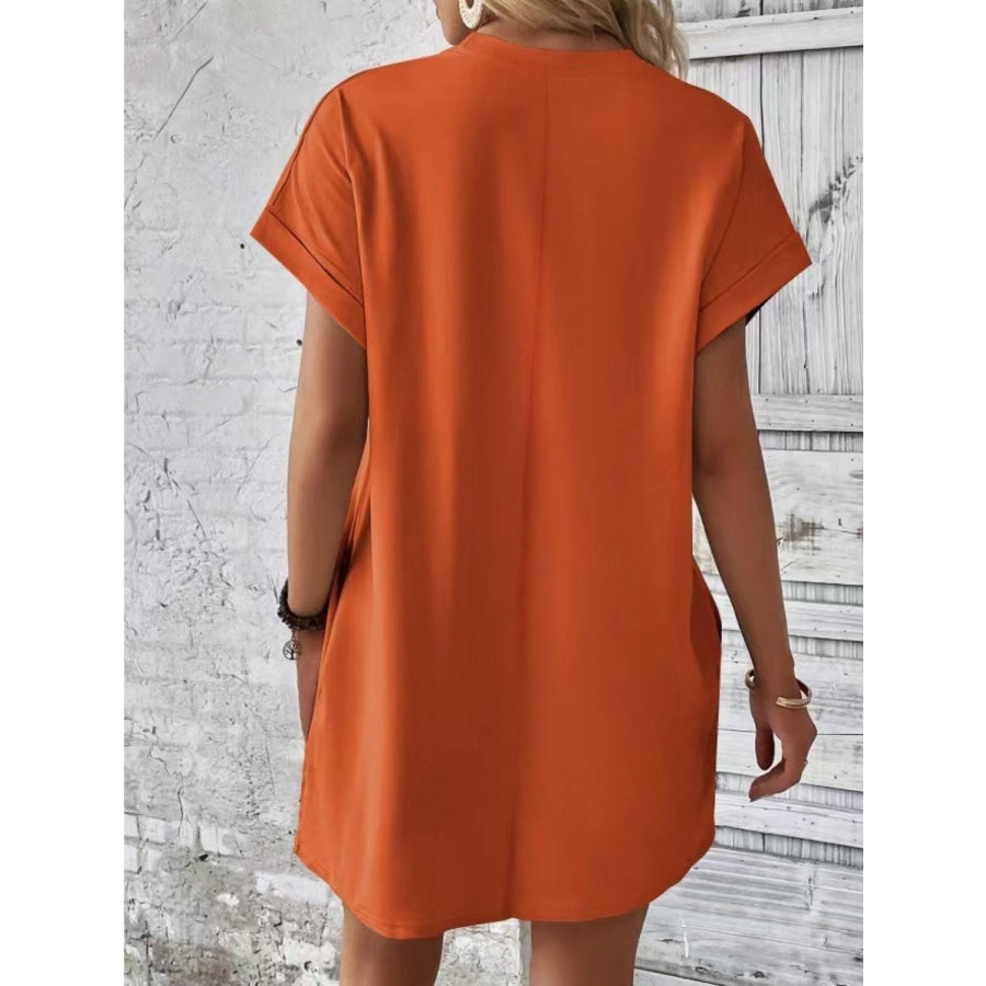 Pocketed Round Neck Short Sleeve Dress Apparel and Accessories