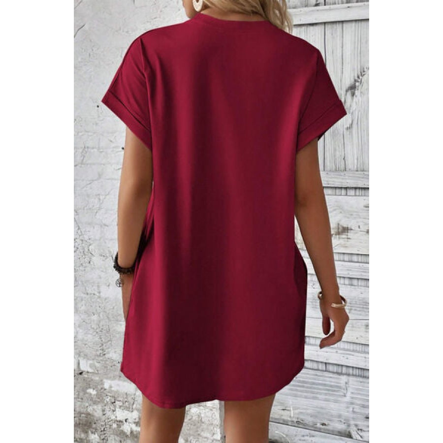 Pocketed Round Neck Short Sleeve Dress Apparel and Accessories