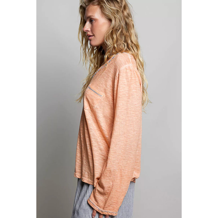 POL Contrast Stitch V-Neck Lightweight Knit Long Sleeve Top Apparel and Accessories